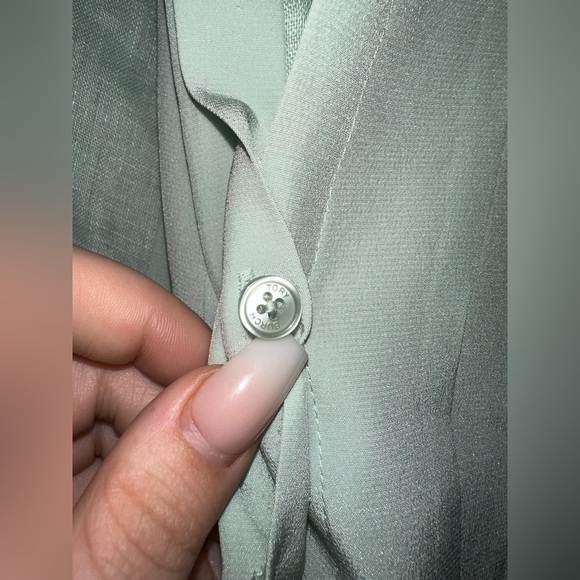 Tory Burch light blue silk linen button up blouse sz 2 - Picture 3 of 11